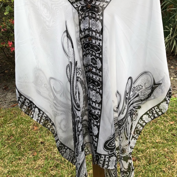 Sheer lace over throw for beach or for tanks - Picture 8 of 8